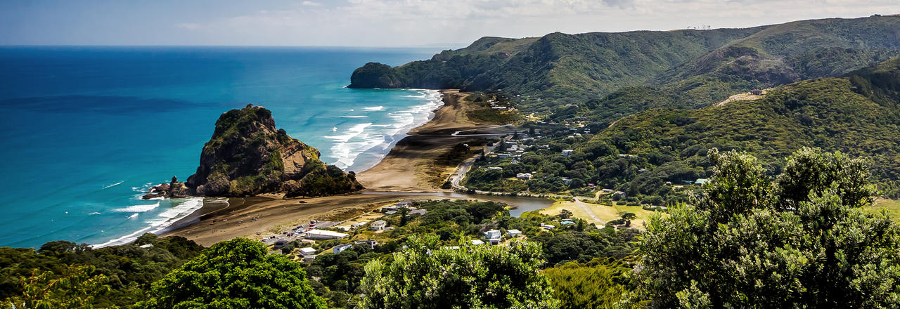 Piha Beach