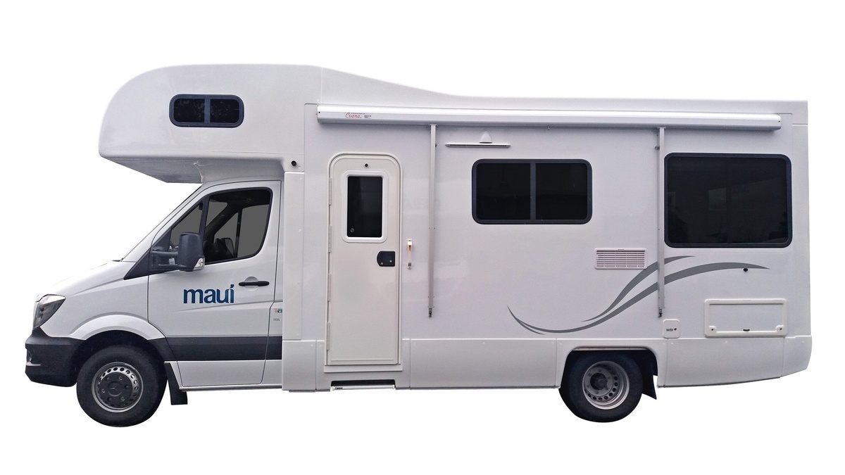 Maui River 6 Berth camper